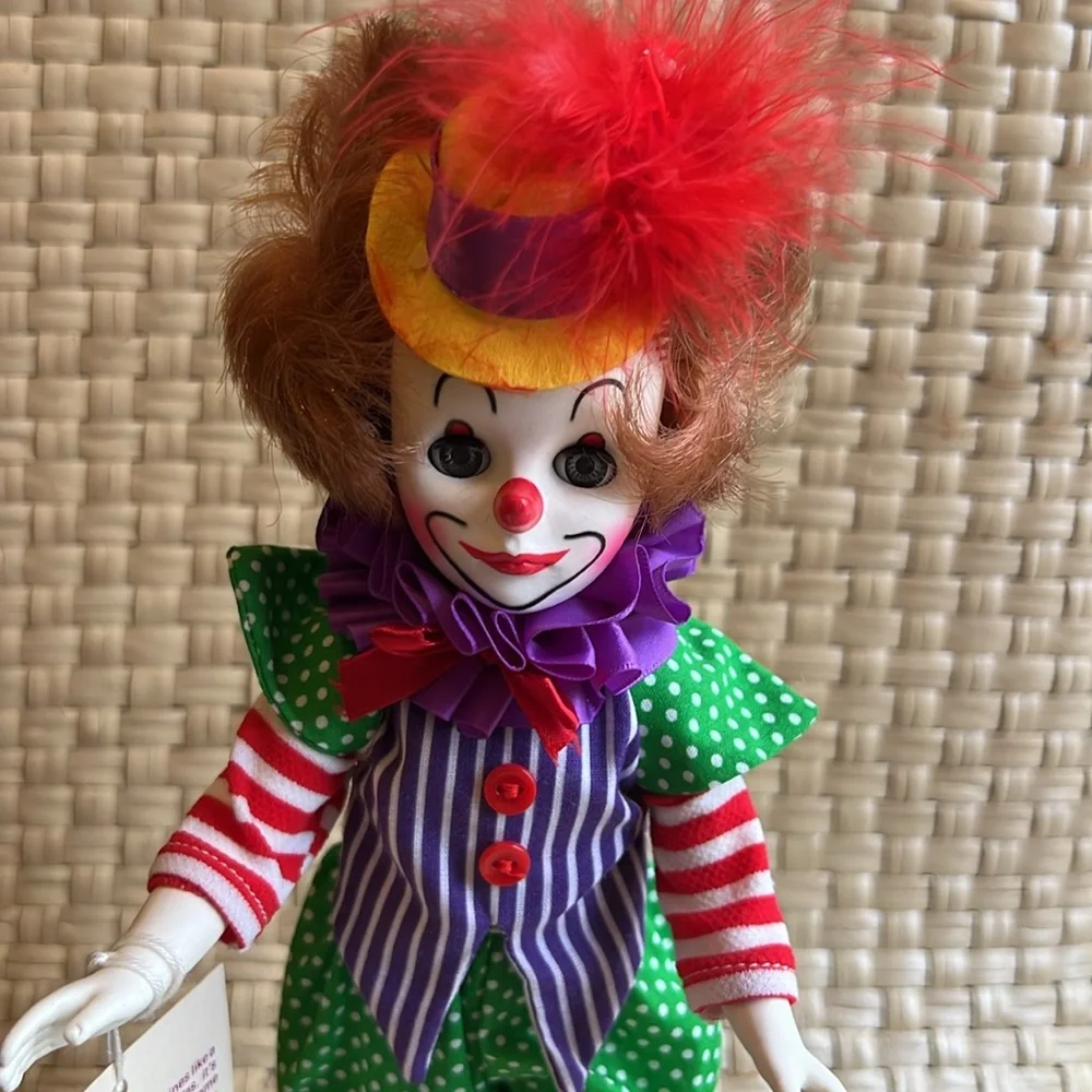 CLOWN DOLL EFFANBEES HERE COMES THE CLOWN CLARENCE W/ HAT